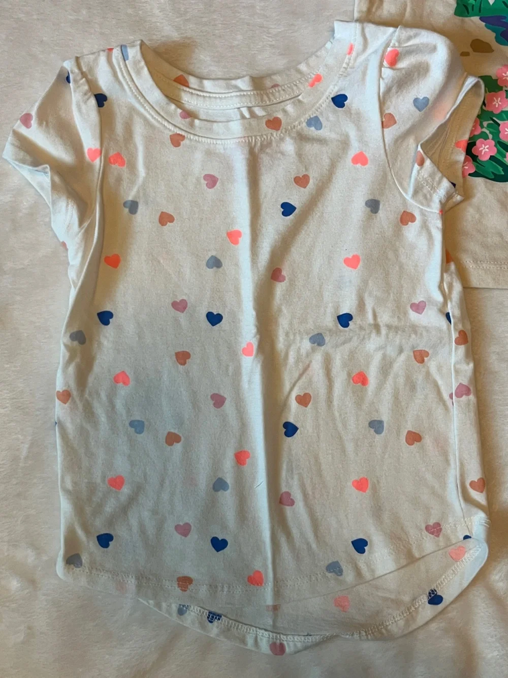 3 Shirt Bundle Kids Cream/White with multiple designs